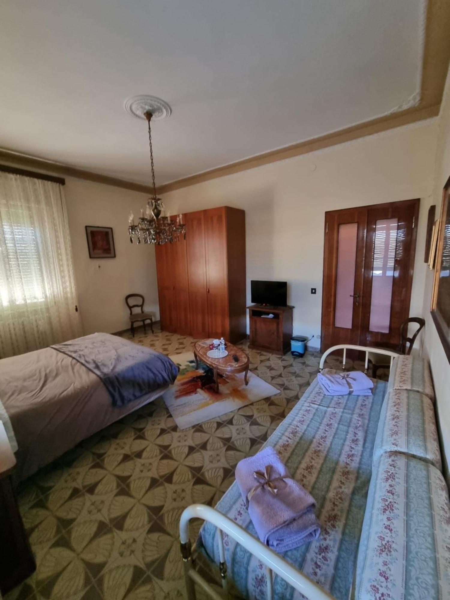 Bed and Breakfast Viaemilia Модена Экстерьер фото