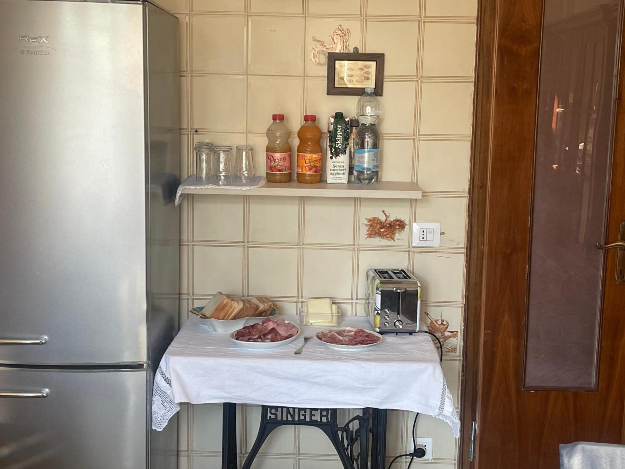 Bed and Breakfast Viaemilia Модена Экстерьер фото